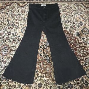 Free People We The Free Youthquake Cropped Flare Black Stretch Jeans Women Sz 30
